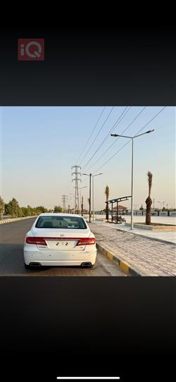 هيونداي أزيرا